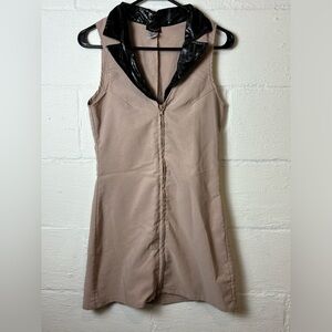 Vintage Dreamgirl Woman’s Beige & Black Y2K Sexy Zip Up Mini Dress Size Medium
